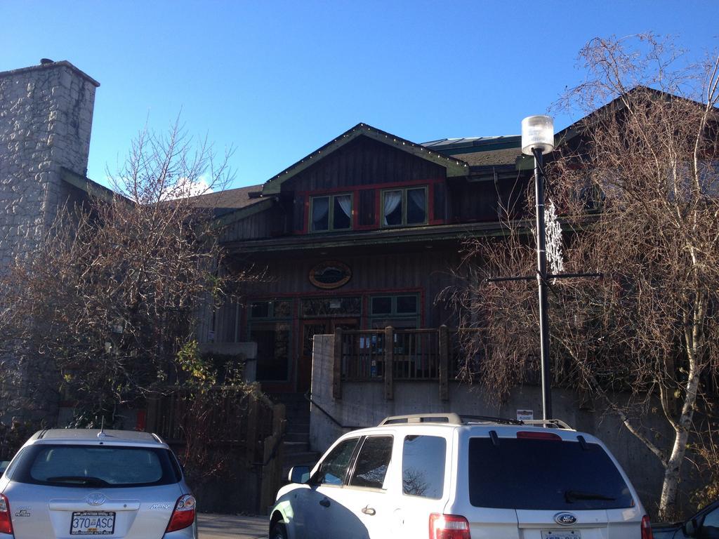 Howe Sound Inn & Brewing Company Squamish Ngoại thất bức ảnh