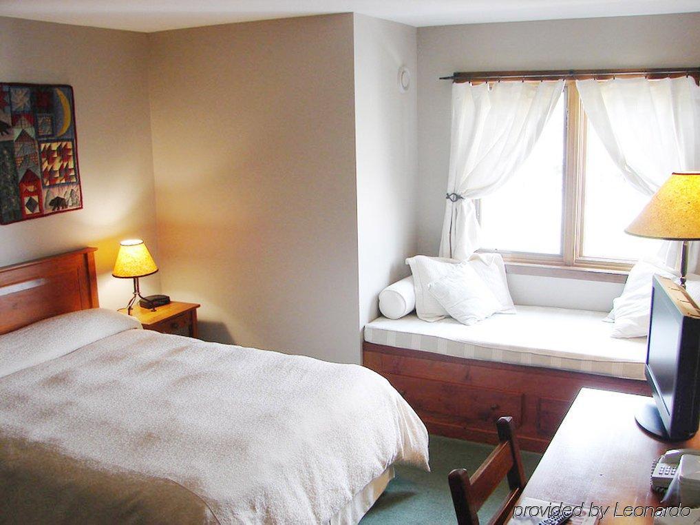 Howe Sound Inn & Brewing Company Squamish Ngoại thất bức ảnh